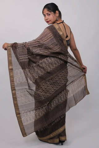 Brown Office Wear Maheshwari Silk Saree with Unstitched Blouse Piece