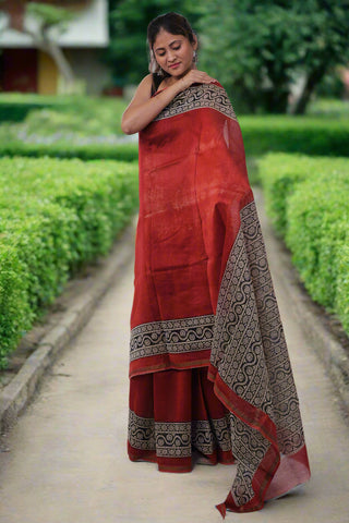 Red Chanderi Silk Saree with Unstitched Blouse Piece