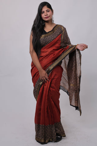 Red Office Wear Maheshwari Silk Saree with Unstitched Blouse Piece