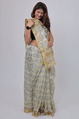 Off White Maheshwari Silk Saree with Unstitched Blouse Piece