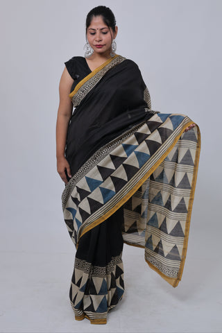 Geometric Print Black Chanderi Silk Saree with Unstitched Blouse Piece