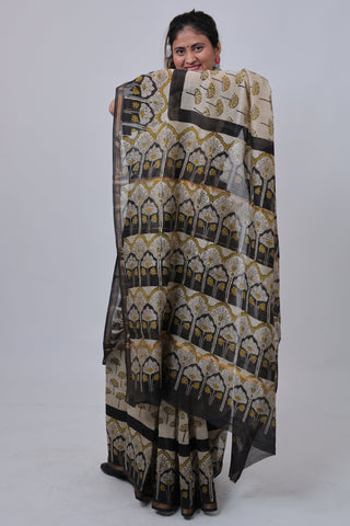 Floral Print Chanderi Silk Saree with Unstitched Blouse Piece