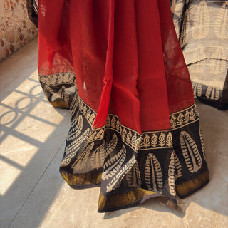 Maheshwari Silk Saree with Unstitched Blouse Piece