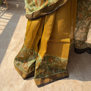 Maheshwari Silk Saree with Unstitched Blouse Piece (Lining Included)