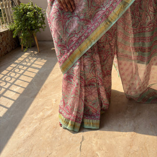 Maheshwari Silk Saree with Unstitched Blouse Piece (Lining Included)