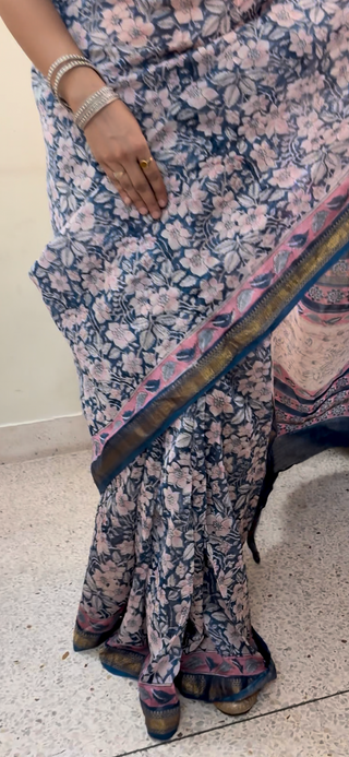 Maheshwari Silk Saree with Unstitched Blouse Piece