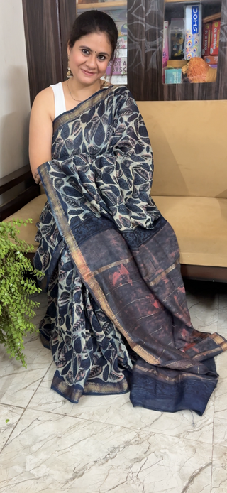 Vanaspati Ajrakh Maheshwari Silk Saree with Unstitched Blouse Piece (No Chemical Dyes)