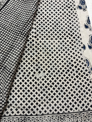 Hand Block Print Cotton Saree with Unstitched Blouse Piece