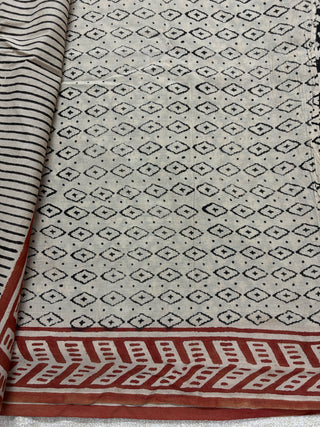 Hand Block Print Cotton Saree with Unstitched Blouse Piece