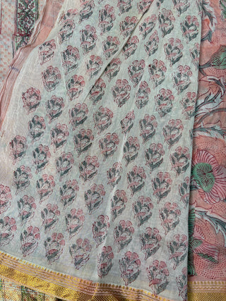 Maheshwari Silk Saree with Unstitched Blouse Piece