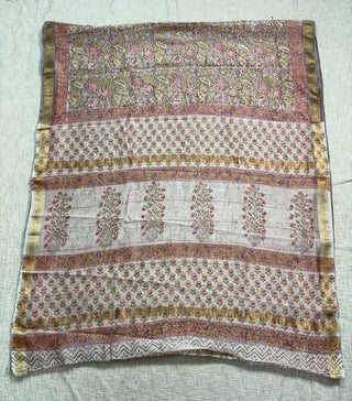 Maheshwari Silk Saree with Unstitched Blouse Piece