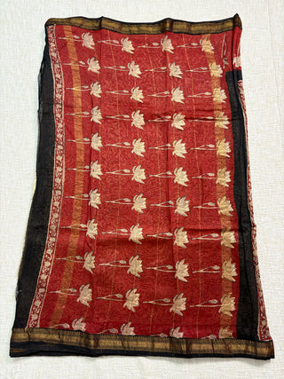 Maheshwari Silk Saree with Unstitched Blouse Piece