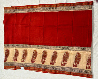 Maheshwari Silk Saree with Unstitched Blouse Piece