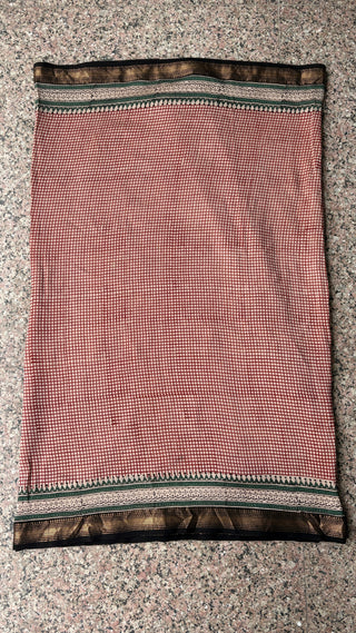 Handblock Red Checks Maheshwari Silk Saree with Unstitched Blouse Piece