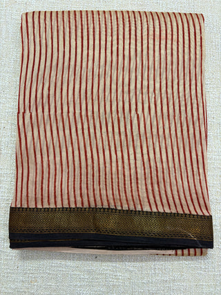 Handblock Maheshwari Silk Saree with Unstitched Blouse Piece