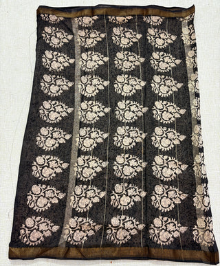 Handblock Maheshwari Silk Saree with Unstitched Blouse Piece