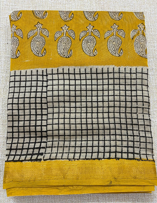 Handblock Maheshwari Silk Saree with Unstitched Blouse Piece