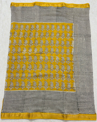 Handblock Maheshwari Silk Saree with Unstitched Blouse Piece