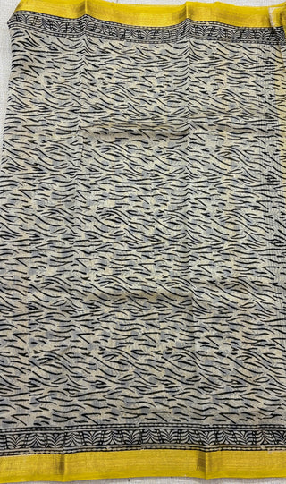 Handblock Maheshwari Silk Saree with Unstitched Blouse Piece