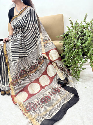 Ajrakh Print Handblock Maheshwari Silk Saree with Unstitched Blouse Piece (Lining Included)
