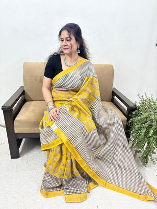 Handblock Maheshwari Silk Saree with Unstitched Blouse Piece (Lining Included)