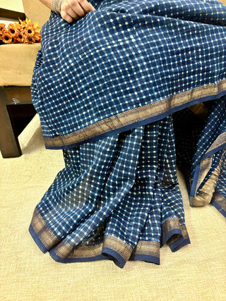 Handblock Maheshwari Silk Saree with Unstitched Blouse Piece (Lining Included)