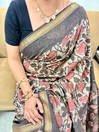 Vanaspati Ajrakh Maheshwari Silk Saree with Unstitched Blouse Piece (Lining Included)