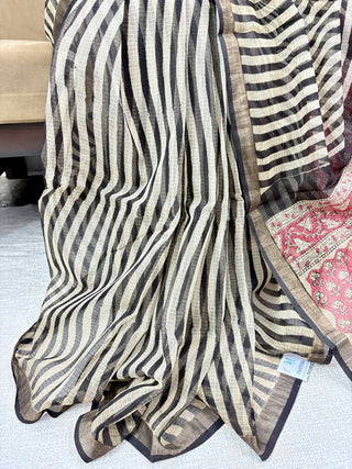 Ajrakh Handblock Print Kota Doria Cotton Saree with Zari border and Unstitched Blouse Piece(Lining Included)