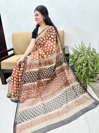 Handblock Print Kota Doria Cotton Saree with Zari border and Unstitched Blouse Piece(Lining Included)