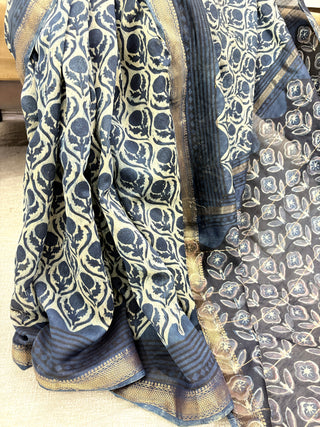 Vanaspati Ajrakh Maheshwari Silk Saree with Unstitched Blouse Piece (Lining Included)(No Chemical Dyes)