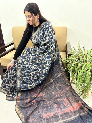 Vanaspati Ajrakh Maheshwari Silk Saree with Unstitched Blouse Piece (Lining Included)(No Chemical Dyes)