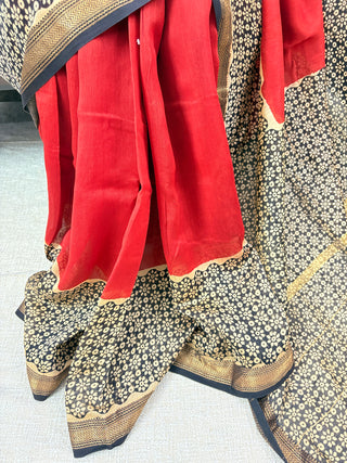 Red Office Wear Maheshwari Silk Saree with Unstitched Blouse Piece (Lining Included)