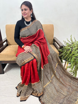 Red Office Wear Maheshwari Silk Saree with Unstitched Blouse Piece (Lining Included)
