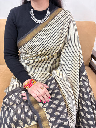 Maheshwari Silk Saree with Unstitched Blouse Piece (Lining Included)