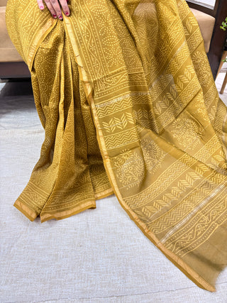 Mehendi Green Color Chanderi Silk Saree with Unstitched Blouse Piece (Lining Included)