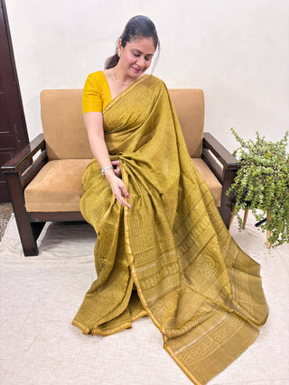 Mehendi Green Color Chanderi Silk Saree with Unstitched Blouse Piece (Lining Included)