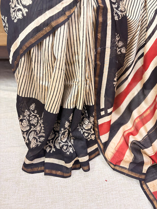 Stripe Patterned Chanderi Silk Saree with Unstitched Blouse Piece (Lining Included)