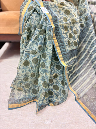 Vanaspati Ajrakh Hand Block Print Kota Doria Cotton Saree with Zari border and Unstitched Blouse Piece(Lining Included)