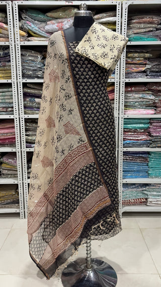 Hand block kota doria suit set for office wear with Lining included