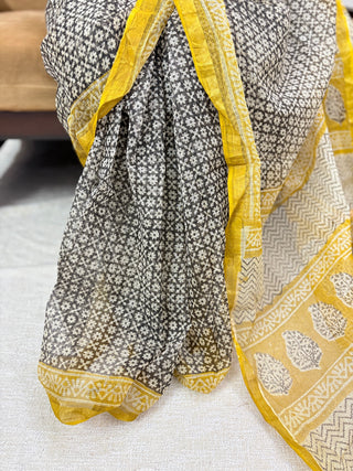 Hand Block Print Kota Doria Cotton Saree with zari border and unstitched Blouse Piece(Lining Included)