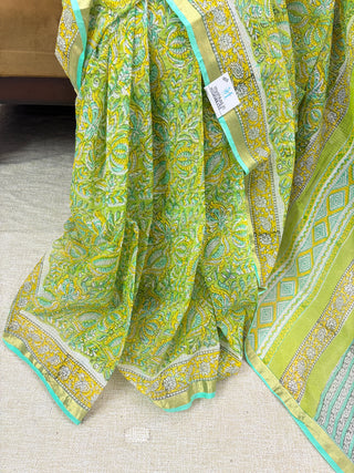 Office Wear Kota Doria Cotton Saree with Unstitched blouse Piece(Lining Included)