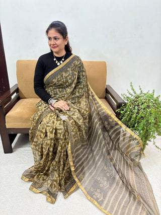 Vanaspati Ajrakh Hand Block Print Kota Doria Cotton Saree with zari border and unstitched Blouse Piece(Lining Included)