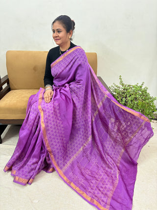 Handblock Maheshwari Silk Saree with unstitched blouse piece (Lining Included)