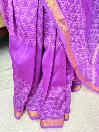 Handblock Maheshwari Silk Saree with unstitched blouse piece (Lining Included)