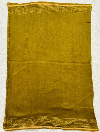 Mehendi Green Color Chanderi Silk Saree with Unstitched Blouse Piece (Lining Included)