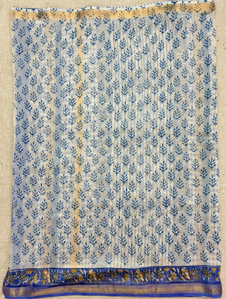 Off White Floral Maheshwari Silk Saree with Unstitched Blouse Piece (Lining Included)