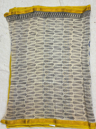 Premium Maheshwari Silk Saree with Unstitched Blouse Piece (Lining Included)