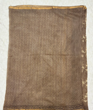 Vanaspati Ajrakh Hand Block Print Kota Doria Cotton Saree with zari border and unstitched Blouse Piece(Lining Included)