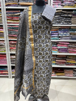 Vanaspati Ajrakh Handblock Maheshwari Suit Material with Maheshwari Dupatta(Lining Included)