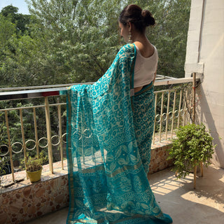 Maheshwari Silk Saree with Unstitched Blouse Piece